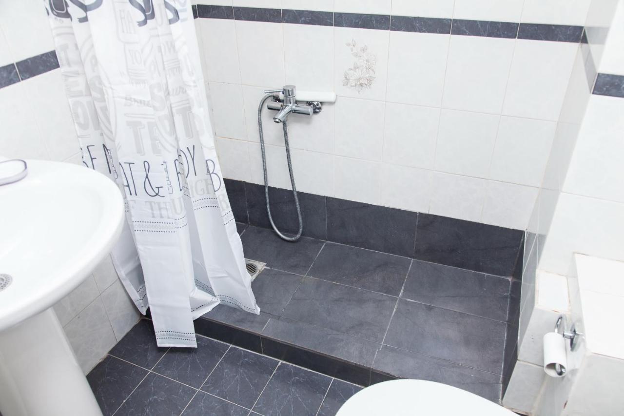 Modern Apt In Heart Of Paleo Faliro! Appartement Athene Buitenkant foto